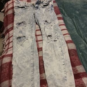 Destructed jeans..size 3